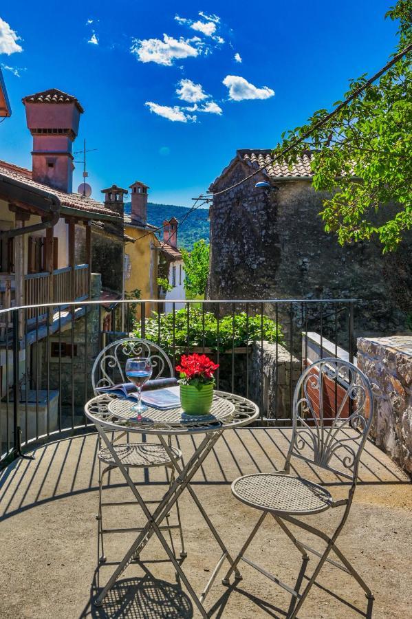 Karst House Zan Pliskovica With Private Pool Villa Dutovlje Exterior foto
